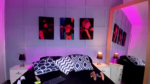  Elizabeth online show from December 5, 2025, 4:21 am