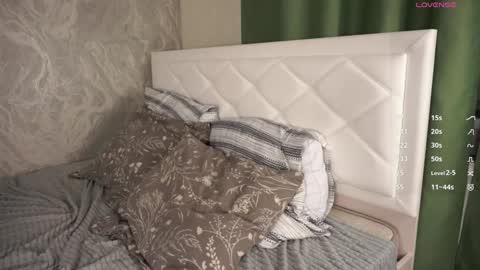 Eva online show from December 9, 2024, 10:41 pm