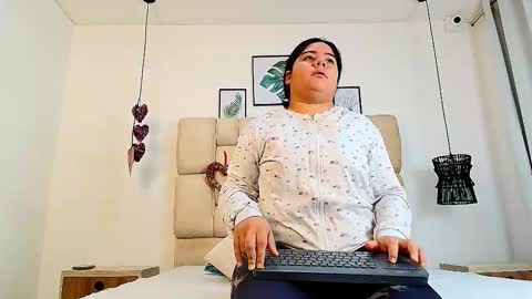 Eliza online show from September 27, 2025, 11:48 am