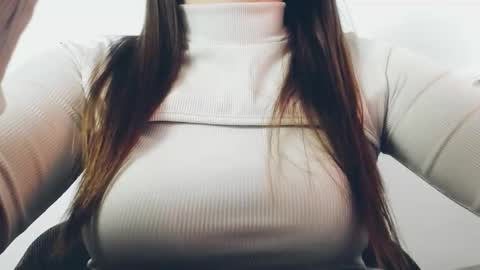 elizsun online show from April 20, 2026, 7:33 am