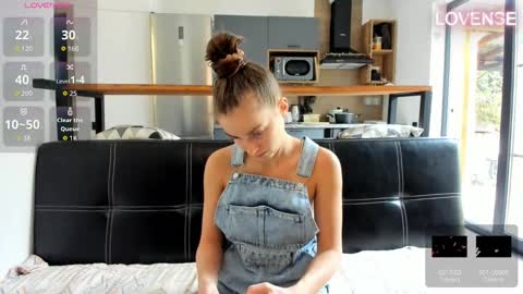 Snapshot of elizsweet chatting on February 24, 2026, 10:13 am Eliz online show from February 24, 2026, 10:13 am