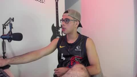 Elkin Clark online show from February 18, 2026, 1:51 pm