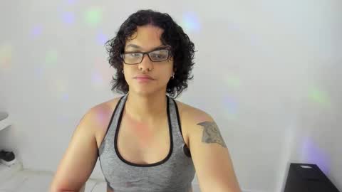 Diana online show from October 4, 2025, 1:42 pm