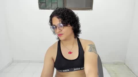 Diana online show from November 29, 2025, 12:35 am