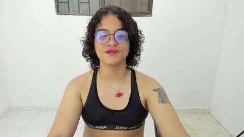 Diana online show from December 2, 2025, 6:25 pm