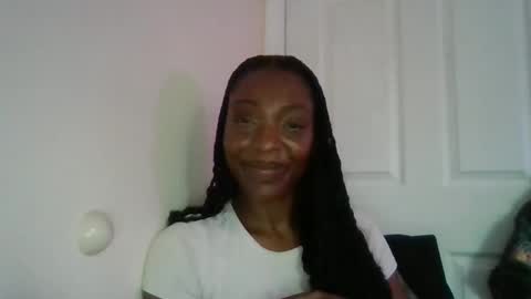 Snapshot of ella5eju chatting on September 28, 2025, 6:46 pm GFE online show from September 28, 2025, 6:46 pm