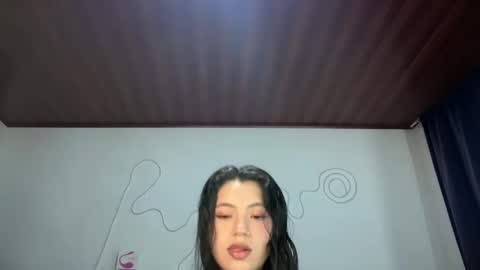Ella  online show from September 11, 2025, 5:51 am