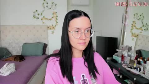 Snapshot of ella_gdss chatting on July 8, 2026, 9:25 am ELLA online show from July 8, 2026, 9:25 am