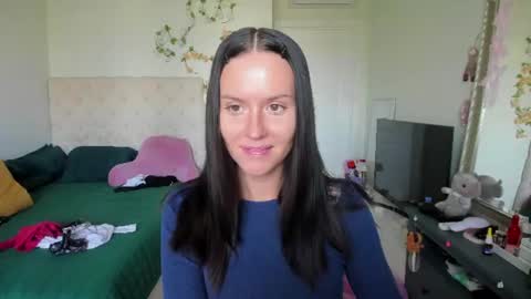 Snapshot of ella_gdss chatting on August 5, 2026, 8:39 am ELLA online show from August 5, 2026, 8:39 am