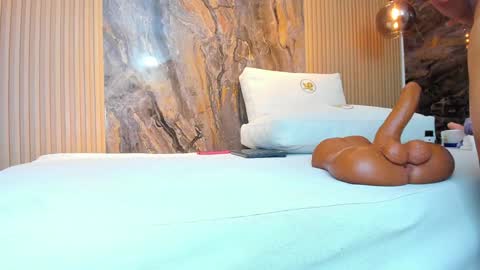 ella harper online show from January 11, 2025, 9:04 am