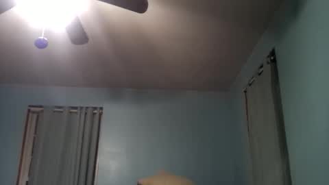 Snapshot of ella_larsen13 chatting on November 18, 2025, 1:22 am ella_larsen13 online show from November 18, 2025, 1:22 am