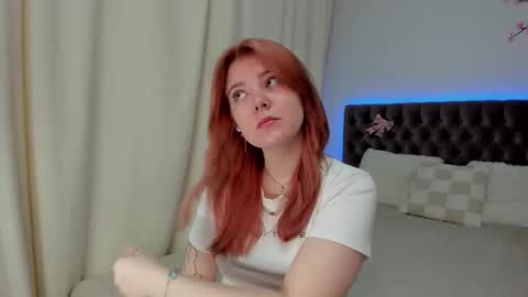 Ella Mayers online show from September 21, 2025, 12:18 pm