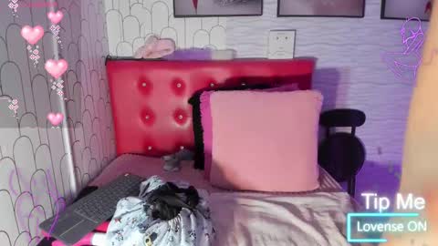 ella rouse online show from March 7, 2025, 4:33 pm