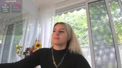 ella_vee online show from June 2, 2026, 6:15 am