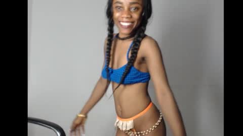 ella online show from December 3, 2025, 5:15 am