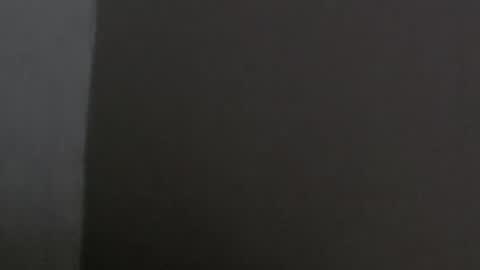 Ella online show from April 18, 2026, 2:48 am