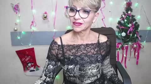 EllaBonito online show from January 3, 2025, 3:44 pm