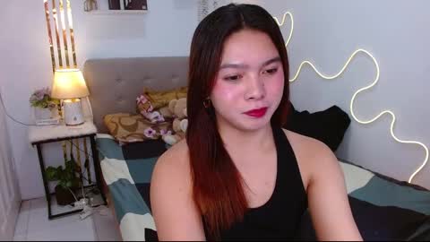 ELLAH online show from October 25, 2025, 11:40 am