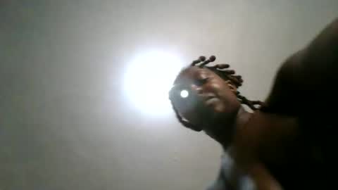 Snapshot of ellah_simone chatting on May 9, 2026, 7:19 pm ellah-simone online show from May 9, 2026, 7:19 pm
