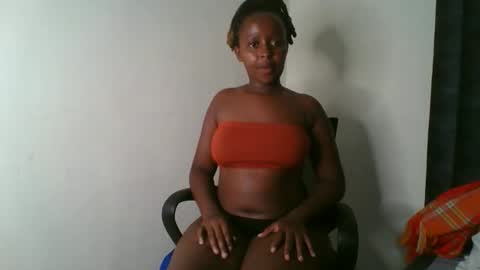 Snapshot of ellah_simone chatting on May 17, 2026, 12:08 am ellah-simone online show from May 17, 2026, 12:08 am