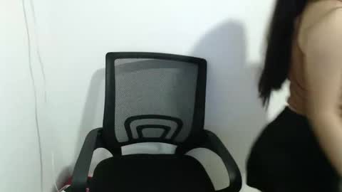 Snapshot of ellahjean chatting on October 23, 2025, 10:14 am Ellah online show from October 23, 2025, 10:14 am