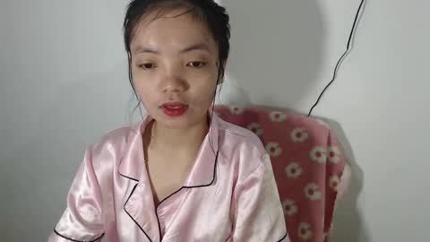 Snapshot of ellahjean chatting on October 27, 2025, 2:04 am Ellah online show from October 27, 2025, 2:04 am