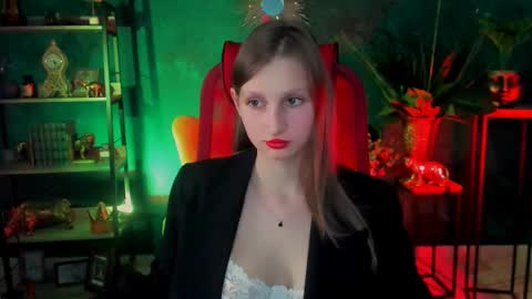 Snapshot of ellahorton chatting on February 28, 2025, 6:41 pm Ella online show from February 28, 2025, 6:41 pm