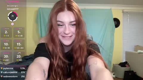 Snapshot of ellajadeexx chatting on July 30, 2026, 7:18 am ellaaaa online show from July 30, 2026, 7:18 am