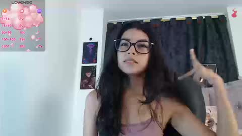 Ella Amoneth online show from September 24, 2025, 10:35 pm