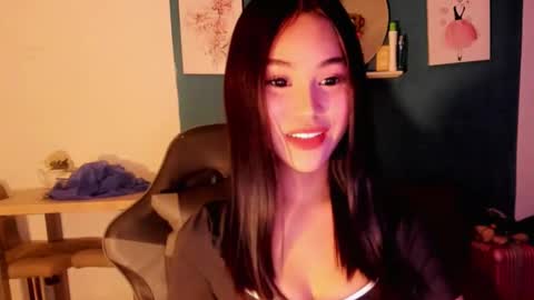 ella online show from March 9, 2025, 7:15 pm