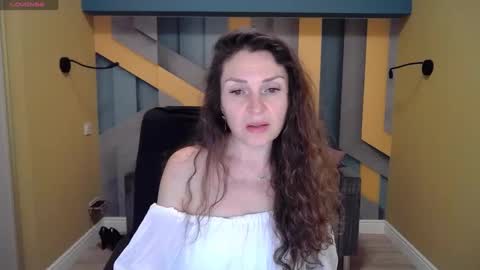 EllaLongs online show from December 31, 2024, 12:36 pm