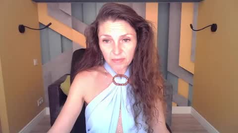 Snapshot of ellalongs chatting on June 27, 2026, 11:26 am EllaLongs online show from June 27, 2026, 11:26 am
