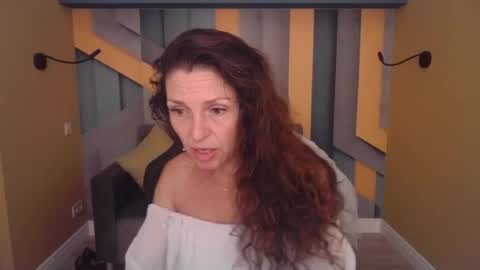 Snapshot of ellalongs chatting on July 8, 2026, 11:37 am EllaLongs online show from July 8, 2026, 11:37 am