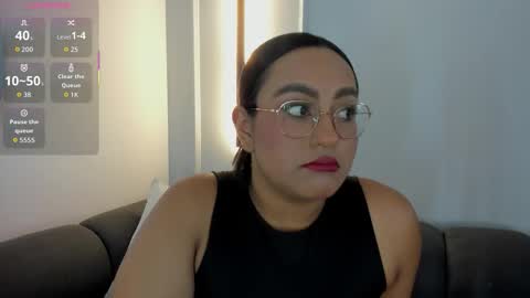 Ella online show from November 7, 2025, 12:05 pm