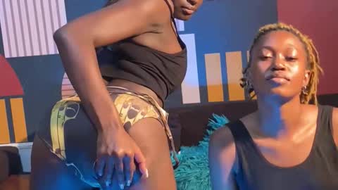 Ellanda Dolly online show from November 7, 2025, 10:10 pm