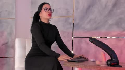  ella  online show from January 10, 2026, 11:23 am