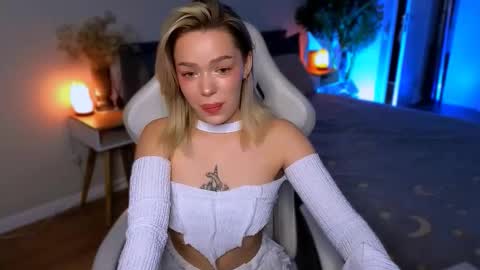 Snapshot of ellatwox chatting on January 14, 2026, 5:57 am Ella online show from January 14, 2026, 5:57 am