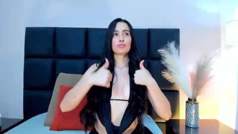 Snapshot of ellavillaluna chatting on December 23, 2025, 1:47 am Ella VillaLuna online show from December 23, 2025, 1:47 am