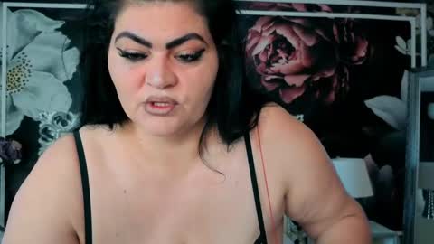 Snapshot of ellaxjane chatting on April 25, 2026, 5:32 am ellaxjane online show from April 25, 2026, 5:32 am