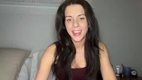 Snapshot of elle67 chatting on November 12, 2025, 12:33 am Elle67 online show from November 12, 2025, 12:33 am