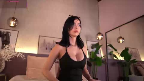 Snapshot of ellediane chatting on September 23, 2025, 10:02 pm Elle Diane online show from September 23, 2025, 10:02 pm