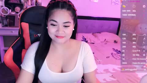 Snapshot of elleelle123 chatting on September 18, 2025, 12:45 am Ann online show from September 18, 2025, 12:45 am