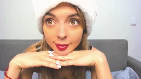 ellen_flow online show from December 21, 2024, 6:34 pm