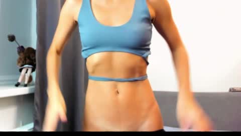 ellen_flow online show from April 24, 2026, 8:11 pm