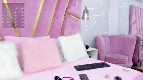 Miss Elena online show from February 13, 2025, 7:42 pm