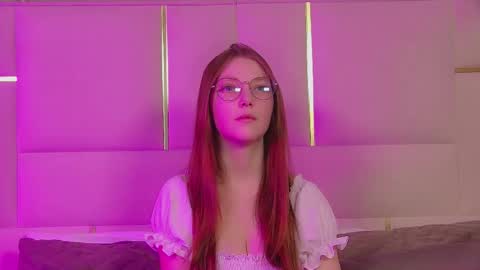 EllenBush online show from November 7, 2025, 6:35 am