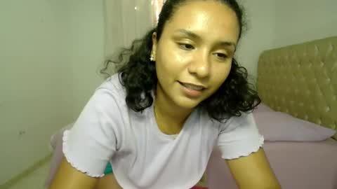 Snapshot of ellette_ chatting on December 16, 2024, 6:16 pm princess online show from December 16, 2024, 6:16 pm