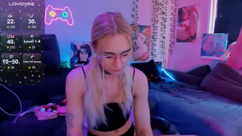 Ellie online show from September 26, 2025, 11:58 am