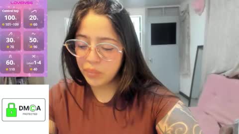 Snapshot of ellie_jones1 chatting on September 17, 2025, 12:45 am Ellie online show from September 17, 2025, 12:45 am