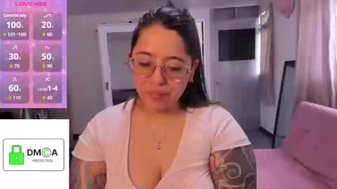 Snapshot of ellie_jones1 chatting on September 20, 2025, 6:20 pm Ellie online show from September 20, 2025, 6:20 pm